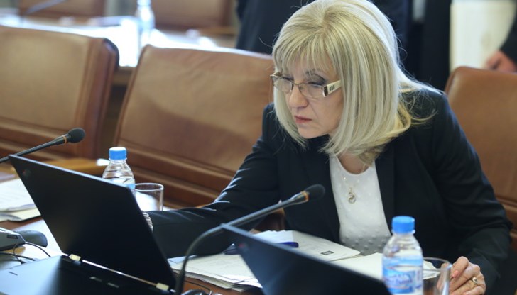 Фрапиращи нарушения, хаос, пълна безконтролност и безотчетност. Фрапиращи нарушения, хаос, пълна безконтролност и безотчетност.