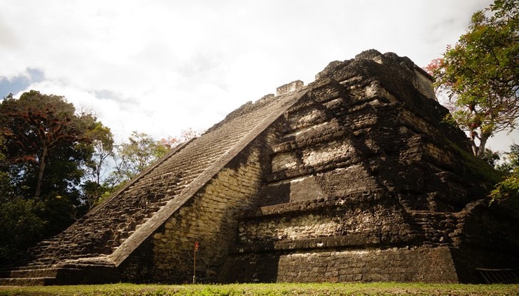 Маите са считали, че човекът е проекция от енергия Маите са считали, че човекът е проекция от енергия