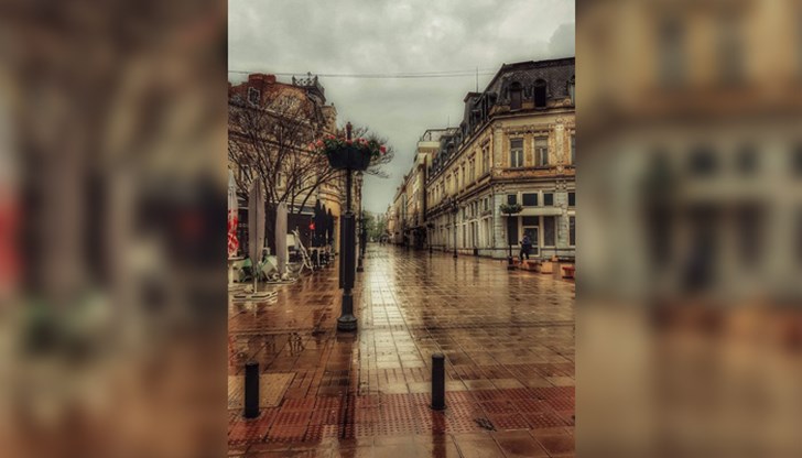 Пожелаваме ви прекрасен ден, въпреки лошото време!