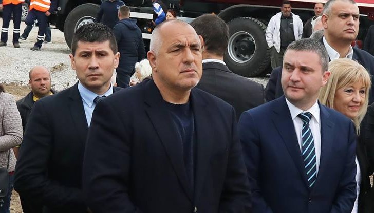 Премиерът откри ключа към благоденствието в асфалта