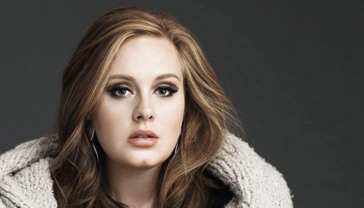 През 2016 година певицата се омъжи тайно за Саймън Конеки