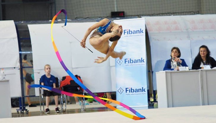 Валерия Ватова се качи на подиума, след като получи трета по сила оценка - 16.650 точки във финала с бухалки
