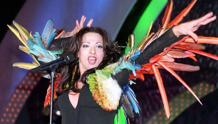 Точно след 20 години музикалното състезание отново се провежда в Тел Авив, а първата транссексуална звезда на „Евровизия“ ще изпее тогавашната печеливша песен “Дива”