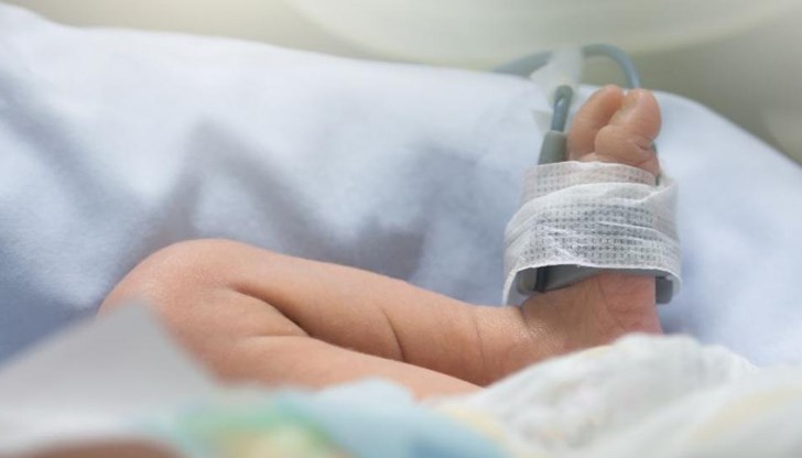 Екипът от медици в болницата е извършил успешно секцио и след раждането е отстранил тумора Екипът от медици в болницата е извършил успешно секцио и след раждането е отстранил тумора