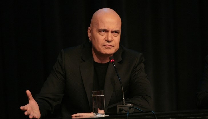 У нас всяко дете на политик трябва да си има собствен апартамент У нас всяко дете на политик трябва да си има собствен апартамент