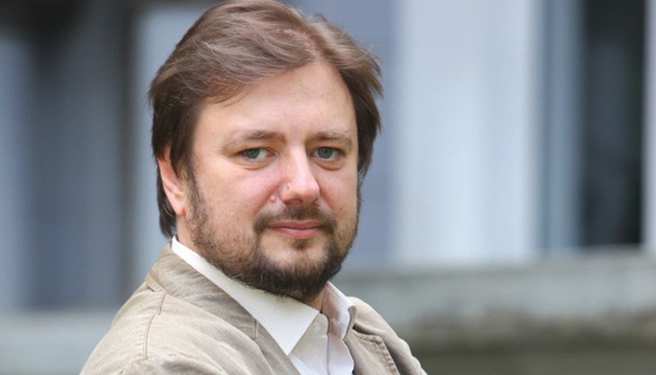 Той е за тези, които протестираха на площад "Виктория" Той е за тези, които протестираха на площад "Виктория"