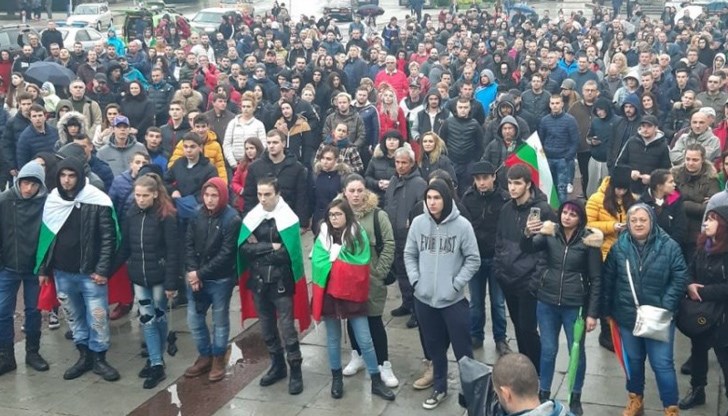 Делът на ромското население безалтернативно ще нараства и страната няма друг избор, освен някак да интегрира етноса Делът на ромското население безалтернативно ще нараства и страната няма друг избор, освен някак да интегрира етноса