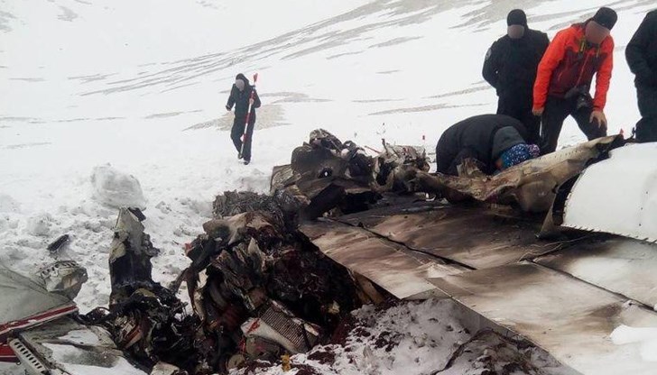 Министър-председателят добави, че се е обадил по телефона на българския си колега Бойко Борисов да изкаже съболезнования Министър-председателят добави, че се е обадил по телефона на българския си колега Бойко Борисов да изкаже съболезнования