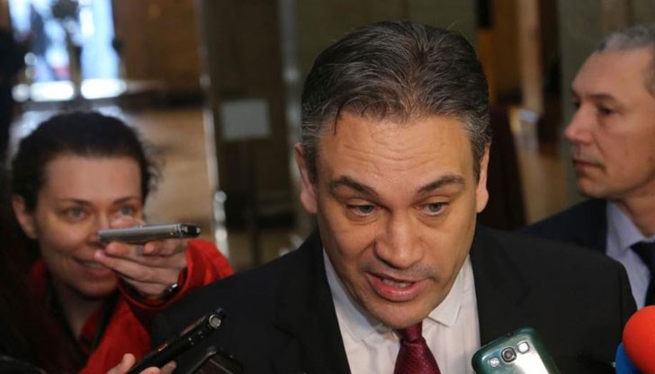 Председателят на КПКОНПИ излиза в отпуск заради проверката, поискана от главния прокурор Сотир Цацаров Председателят на КПКОНПИ излиза в отпуск заради проверката, поискана от главния прокурор Сотир Цацаров