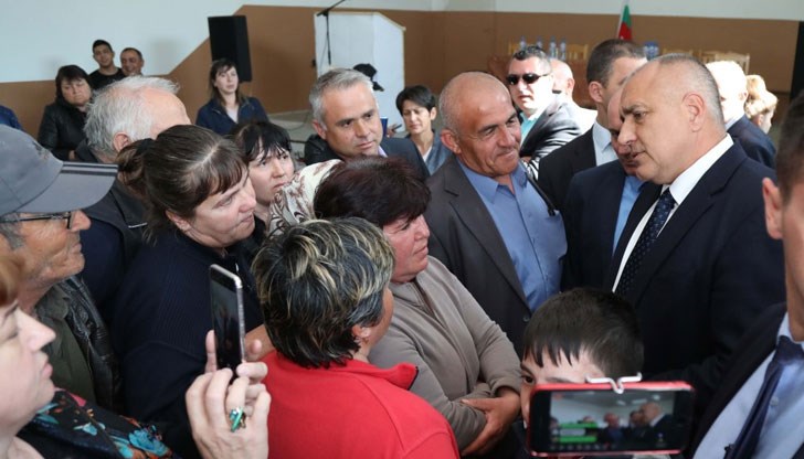 Фонд "Земеделие" ще изплати тютюн за 2 милиона лева, а НАП ще разсрочи данъците на тютюнопроизводителите Фонд "Земеделие" ще изплати тютюн за 2 милиона лева, а НАП ще разсрочи данъците на тютюнопроизводителите