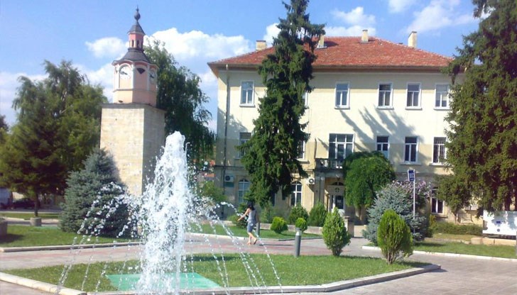 Благотворителен базар в подкрепа на Нина Петрова