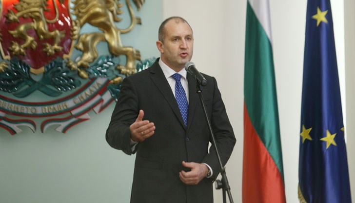 Президентът събира премиер, служби и партии да нищят мерките Президентът събира премиер, служби и партии да нищят мерките