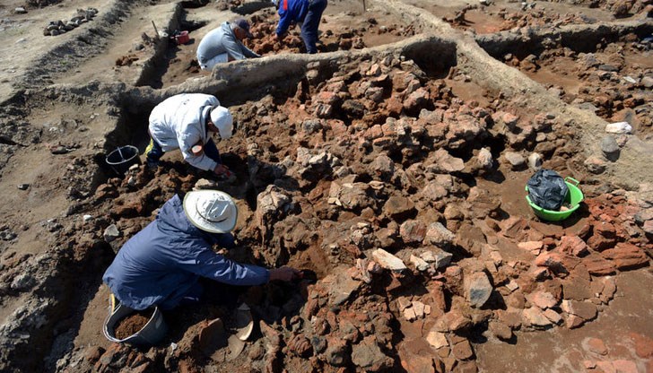 Осигурени са средства в размер на 102 000 лева без ДДС Осигурени са средства в размер на 102 000 лева без ДДС