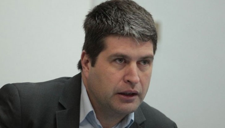 Всички граждани подлежат на данъчен контрол, независимо от положението си