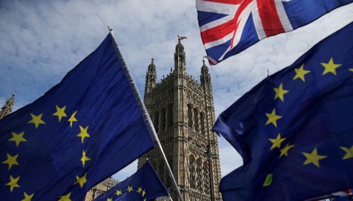 Лондон ще помоли Брюксел за още време, в което да намери решение на създалата се криза Лондон ще помоли Брюксел за още време, в което да намери решение на създалата се криза