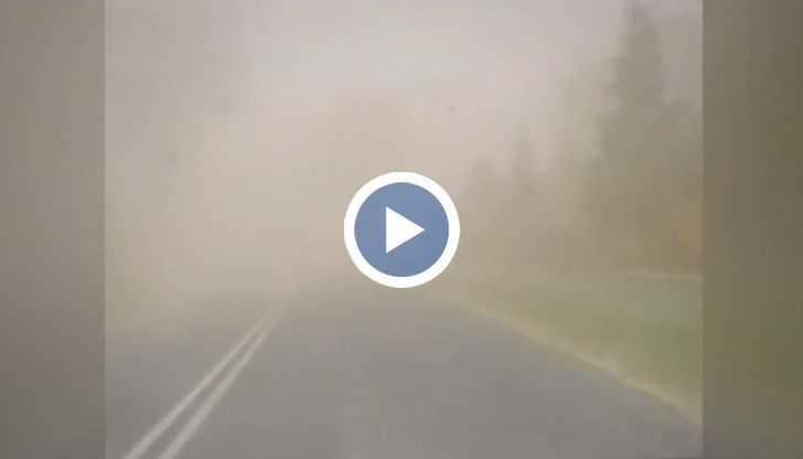 В Полша заснеха истинска пясъчна буря