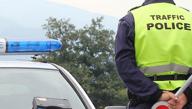 Най-натоварени се очаква да бъдат автомагистралите "Тракия" и "Хемус", както и границите ни с Гърция и Сърбия