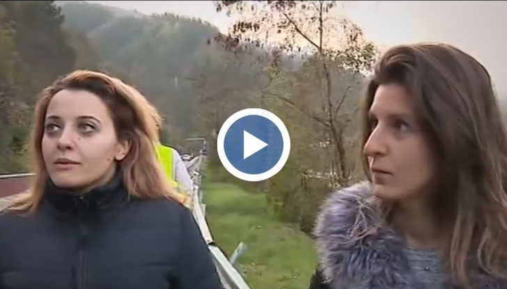 Ремонтите, които бяха направени, не са качествени. Пешеходните тротоари нямат изход. Опасно е!