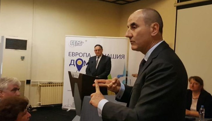 За целта трябва да бъде разработен механизъм между МОН и МВР