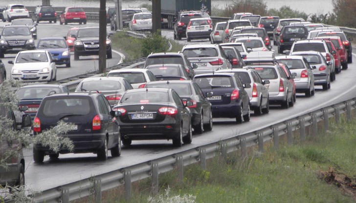 Допълнителни патрули на КАТ по магистралите Допълнителни патрули на КАТ по магистралите