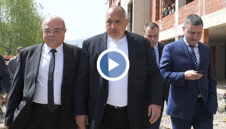 Аз отговарям само за ГЕРБ. От ГЕРБ всички замесени подадоха от всякъде оставки