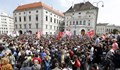 Хиляди души протестираха с искане за нови избори в Австрия
