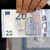 Шофьор подхвърли 20 евро на полицаи на пътя Русе - Бяла