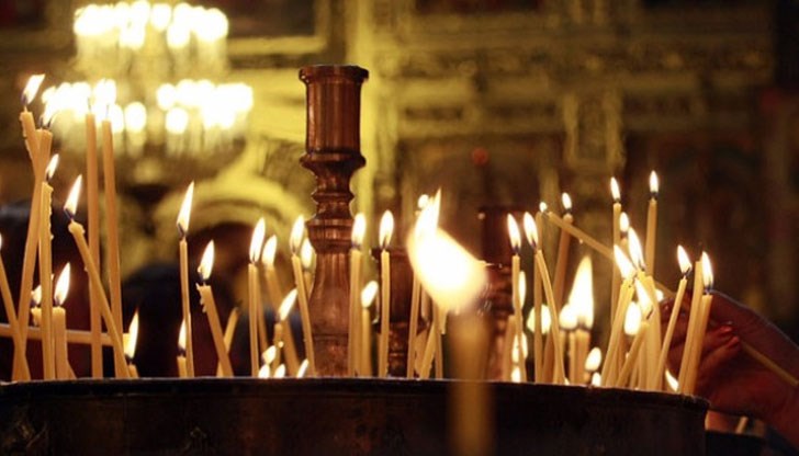 Празнуват всички, които носят имената Мая, Тамара, Еpмeнa, Еpмeлинa, Еpмeнкo