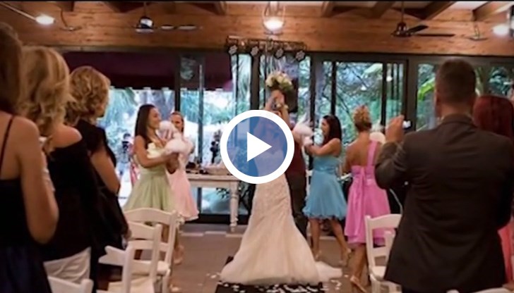 Първата булка - сингъл сама си сложила халка на пръста