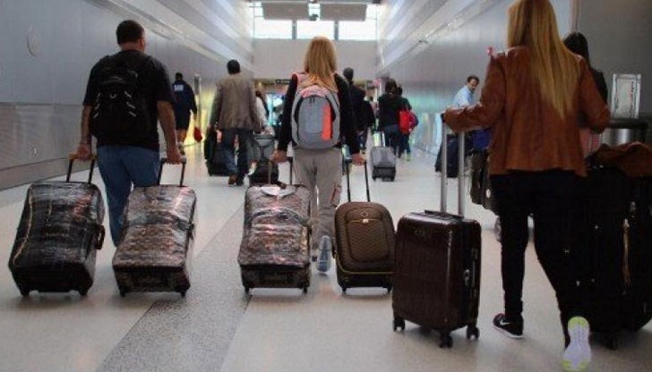33 225 души са напуснали трайно страната през 2018 година