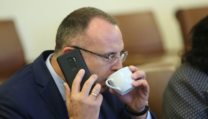 Санкции за милиони ще бъдат покрити от гражданите на България Санкции за милиони ще бъдат покрити от гражданите на България