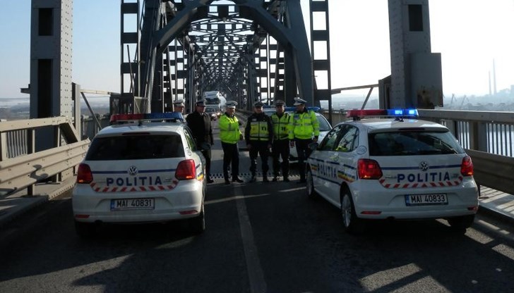 Очаква се задържаните да бъдат предадени на ГКПП "Дунав мост" на 8 май