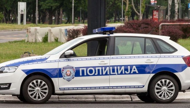 Мъж уби бившата си и родителите ѝ