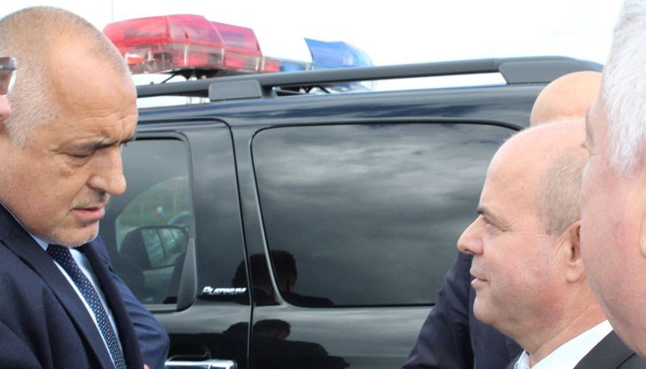 Сиреч: Минавам само предизборно... Сиреч: Минавам само предизборно...