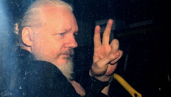 Според новите обвинения действията на  основателя на Уикилийкс са можели да нанесат сериозни вреди на САЩ