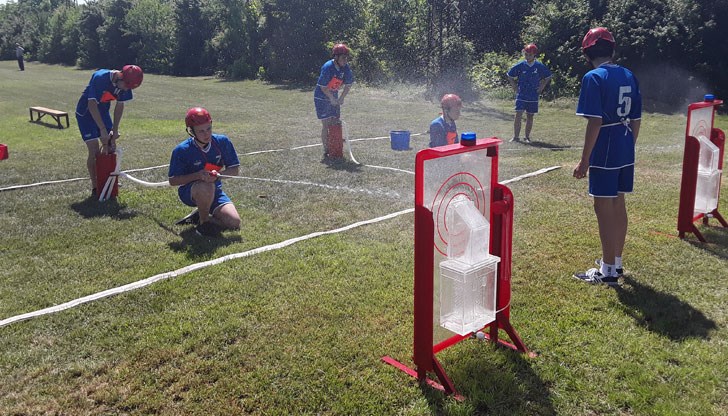 Тази година се отбелязват 20 години от създаването на Младежките противопожарни отряди Тази година се отбелязват 20 години от създаването на Младежките противопожарни отряди 