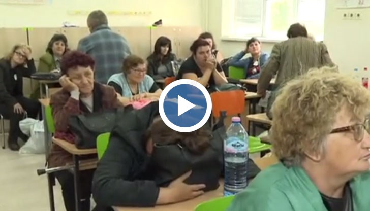 Изнервени членове на общинската комисия до рано сутринта не успяха да предадат протоколите си