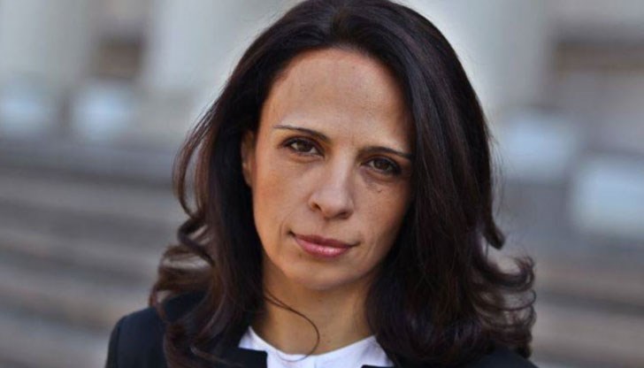 Новината идва малко повече от два месеца, след като Виктория Бехар бе назначена за мениджър на „Стратегическо развитие“ на новините Новината идва малко повече от два месеца, след като Виктория Бехар бе назначена за мениджър на „Стратегическо развитие“ на новините