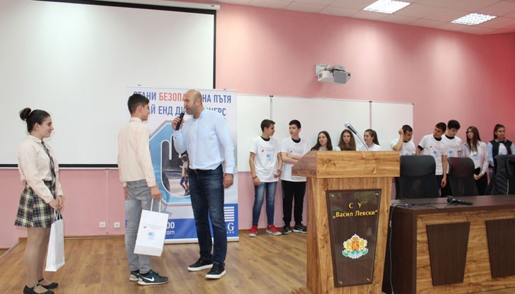 Кметът на Русе получи Почетен знак „Мисия Нула