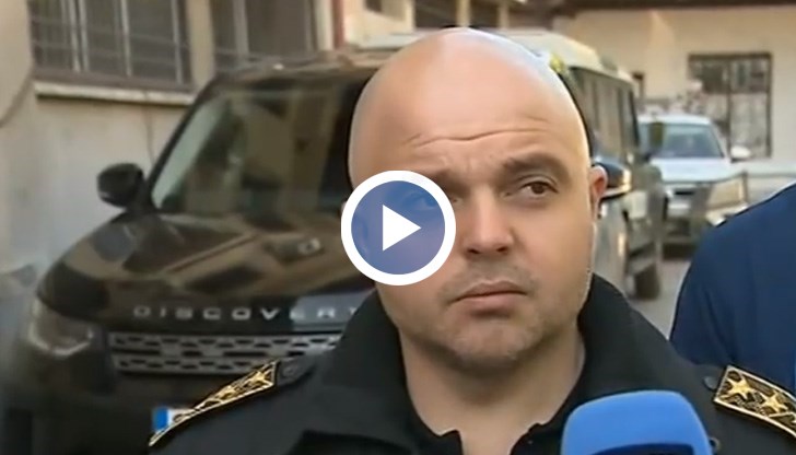 То отговаря по вид и по калибър на това, с което е извършено едно от убийствата