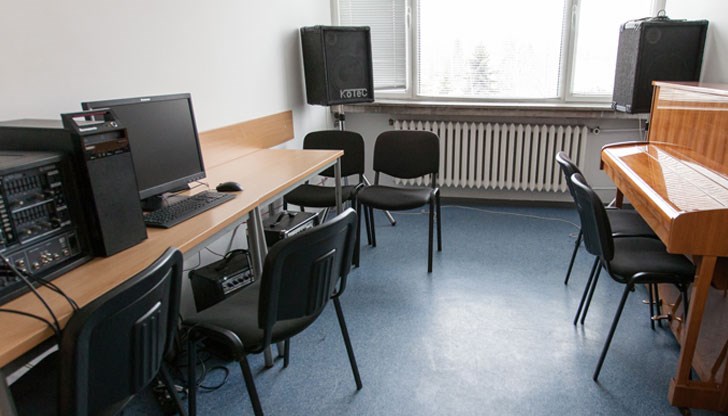 Предстои създаването на национални програми за висшето образование, съобщи министърът на образованието Предстои създаването на национални програми за висшето образование, съобщи министърът на образованието