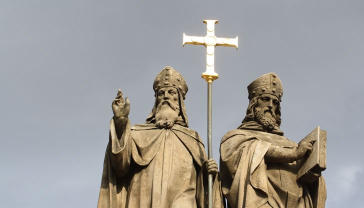 Българската православна църква почита паметта на светите равноапостолни братя Кирил и Методий