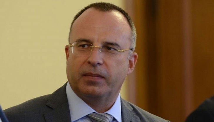 Съпругата на земеделския министър не фигурира в документа, качен на сайта на КПКОНПИ, въпреки че е вписана в подаденото хартиено копие