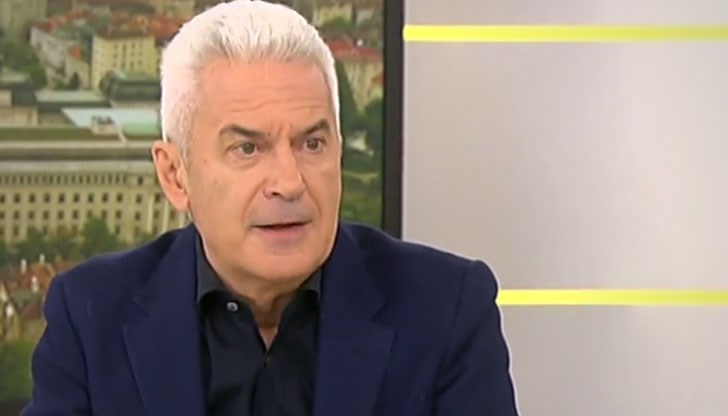 Сидеров изрази надежда, че правителството ще изкара мандата си докрай Сидеров изрази надежда, че правителството ще изкара мандата си докрай