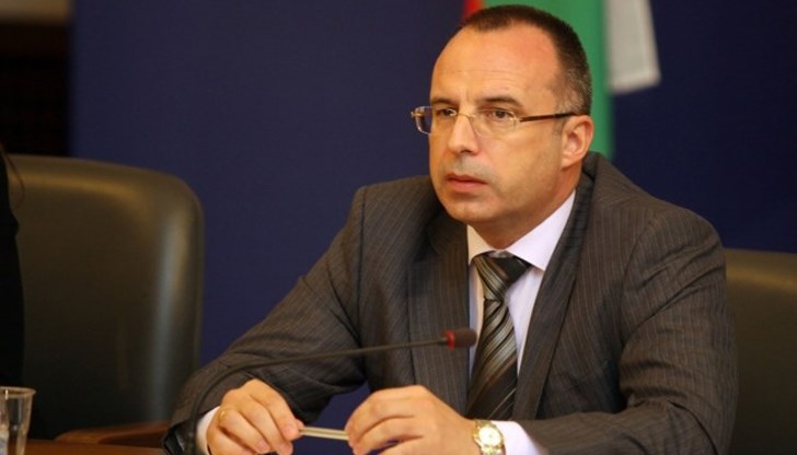 Сега всички установени нарушители ще имат една година да си поискат парите от държавата Сега всички установени нарушители ще имат една година да си поискат парите от държавата