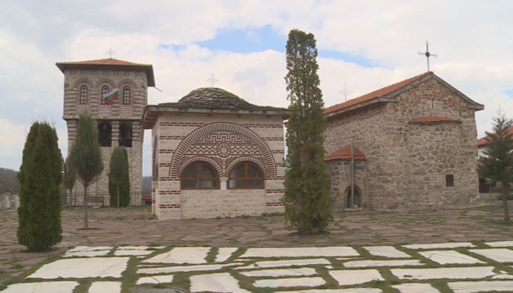 Сумата е била изтеглена от манастира за съфинансиране на ремонт на светата обител с европейски пари