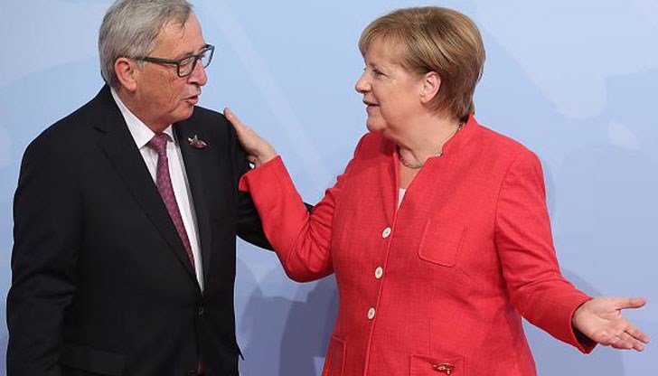 Меркел нито е водила, нито разединила ЕС, подчерта председателят на Европейската комисия