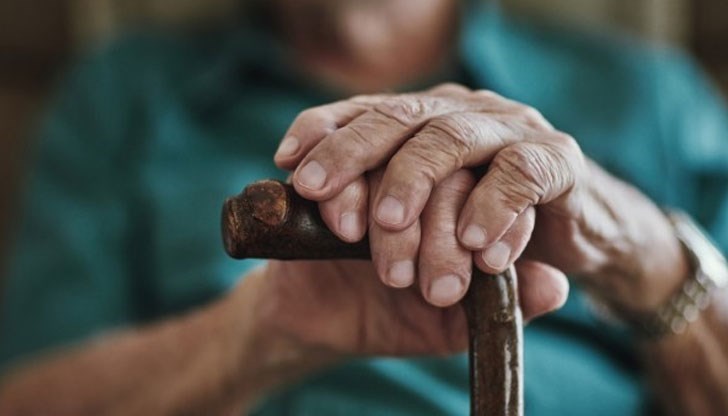 Пенсиите ще се изчисляват и по двете формули до 2023 година