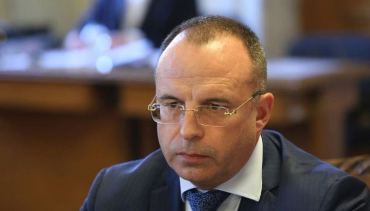 Той ще бъде проверяван и като шеф на фонд "Земеделие" Той ще бъде проверяван и като шеф на фонд "Земеделие"