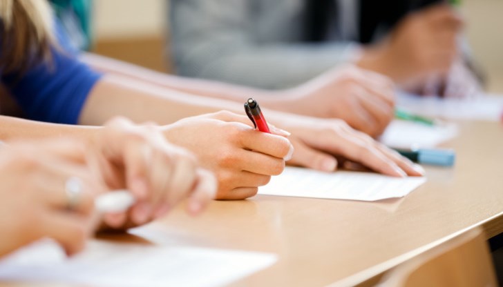 Министерството на образованието и науката пусна на сайта си теста и отговорите на изпита Министерството на образованието и науката пусна на сайта си теста и отговорите на изпита